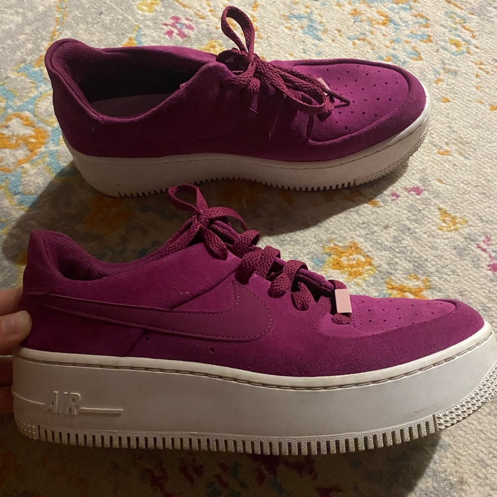 Super cute Nike AF1 for sale! Women’s size 8.